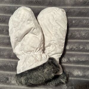 Eddie Bauer White Ski Mittens (Glittens)  with Faux Fur Trim